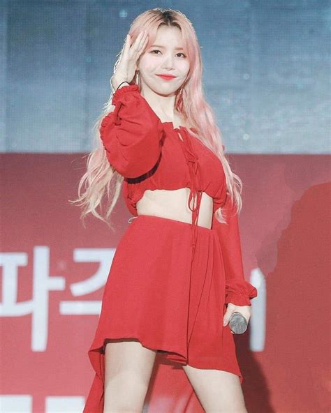 soolar kpop group|Solar (singer) .